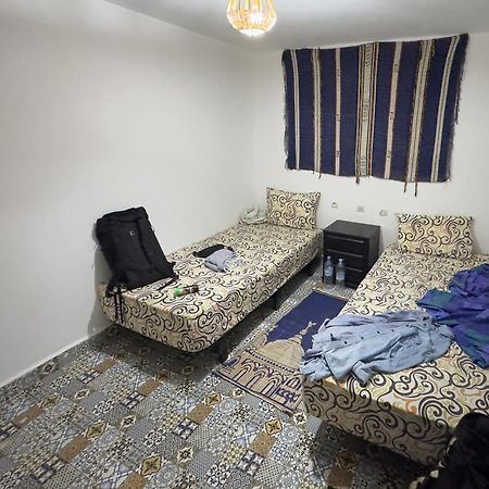 Surf & Skate Hostel Taghazout Buitenkant foto