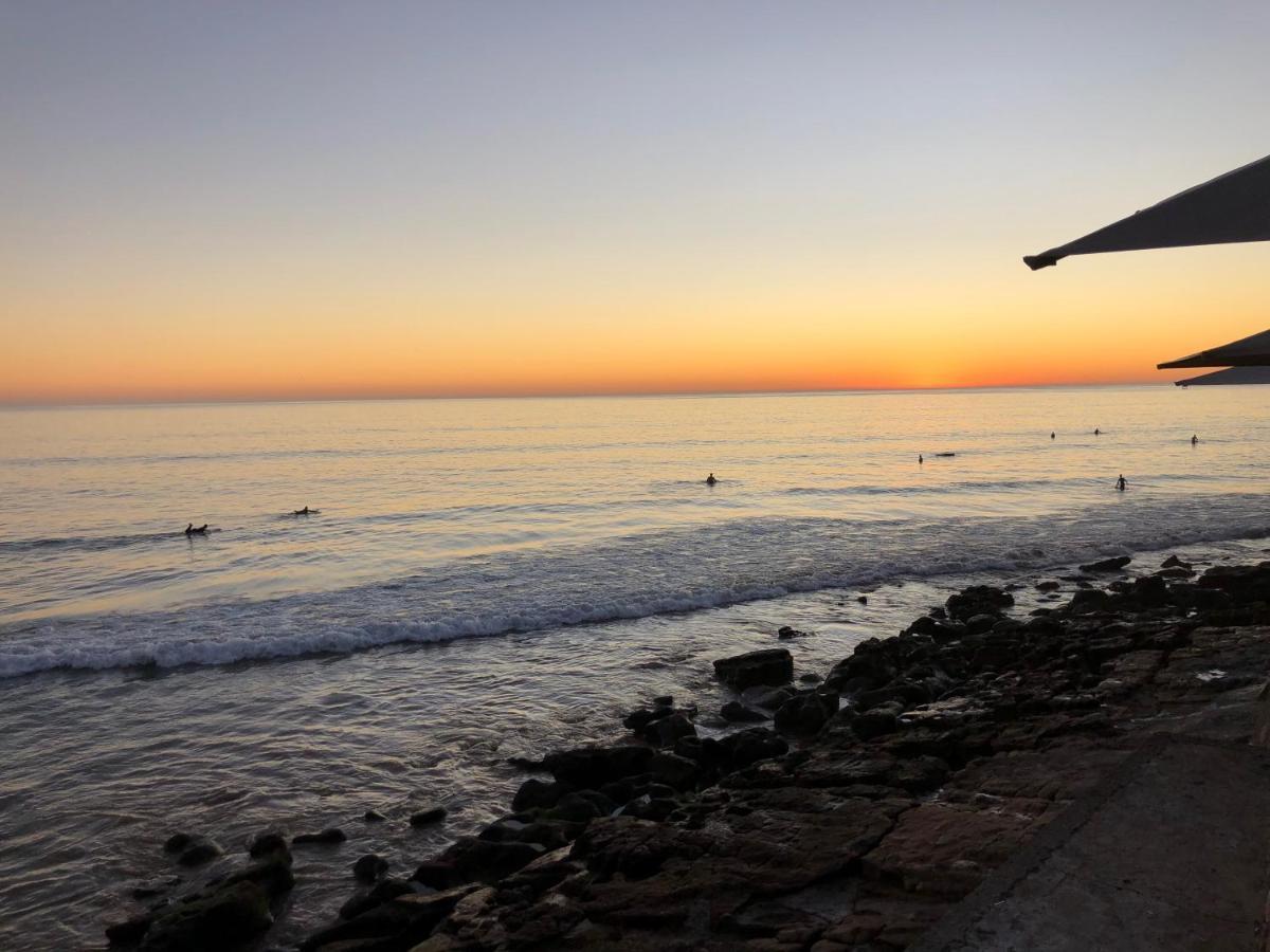 Surf & Skate Hostel Taghazout Buitenkant foto